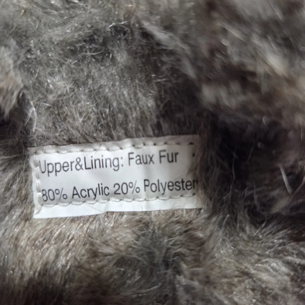 Merrell Black Winter Rain Boots with Fur Trim - Picture 7 of 9